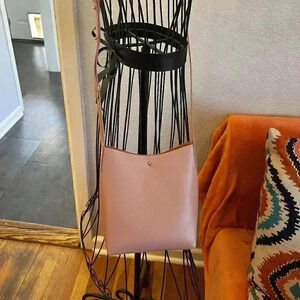 Samara Medium Shoulder Bag